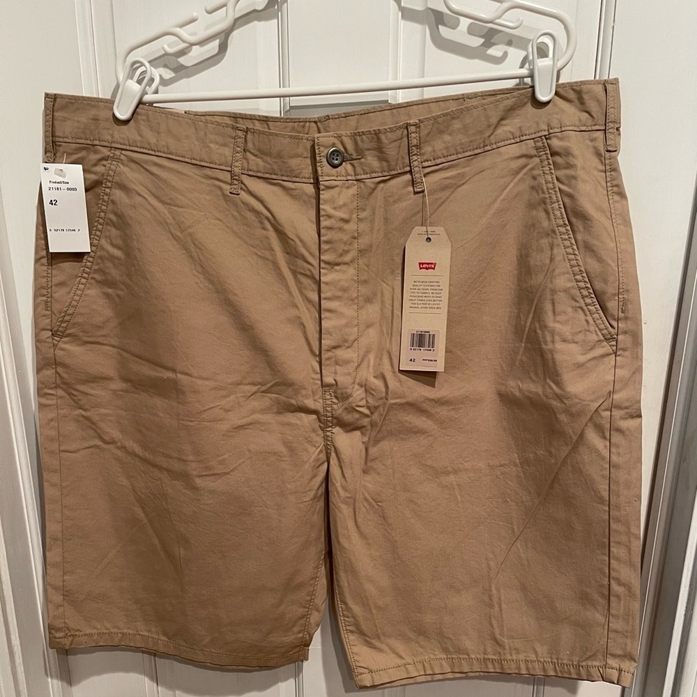 Levi's Men's Khaki Flat Front Shorts 42